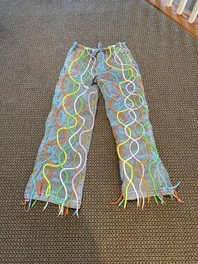 Akira jeans size small